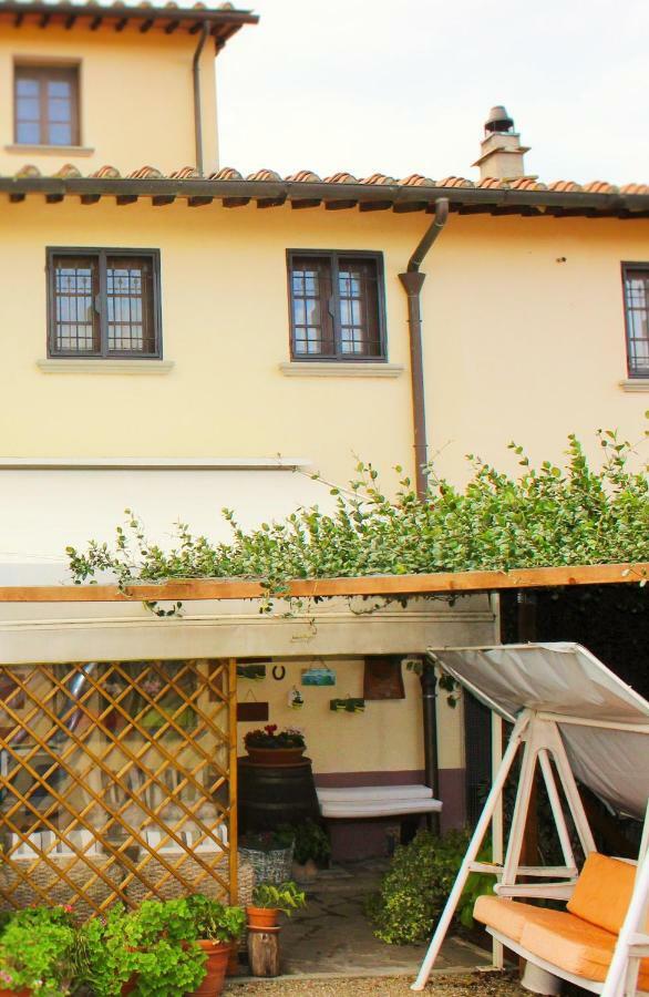Mina House